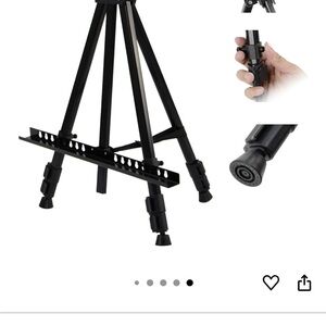 Black Adjustable Tripod Easel